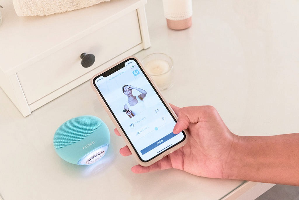 Recensione del massaggiatore elettrico per il viso FOREO LUNA mini 3 Mint, FOREO For You app per smartphone